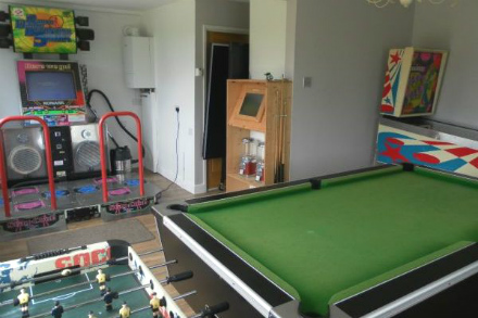 England Rental with Games Room Photo 1
