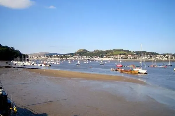 Quayside Holiday Cottage 4