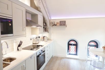 1 Chapel Place 7