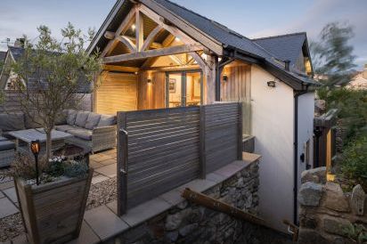 2 Pantlon Cottage 3