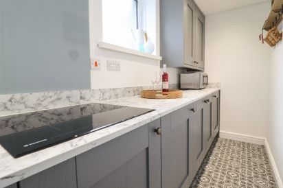 3 Ivy Court 8