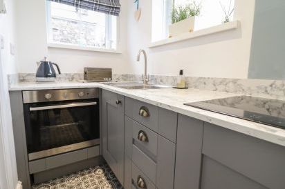 3 Ivy Court 11