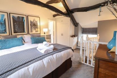 3 Ivy Court 14