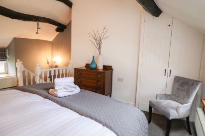 3 Ivy Court 15