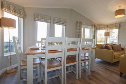 4 Meadow Retreat 7