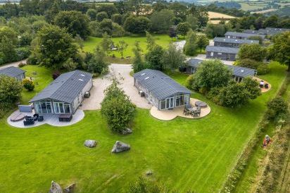 4 Meadow Retreat 31