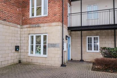 5 Hunton Court 18