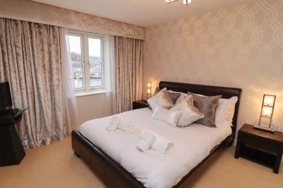 5 Hunton Court 7