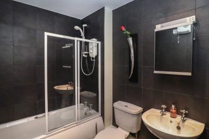 5 Hunton Court 9