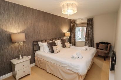 5 Hunton Court 12