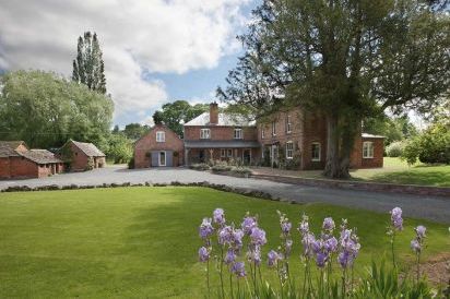 Large Country House in the Wye Valley 5