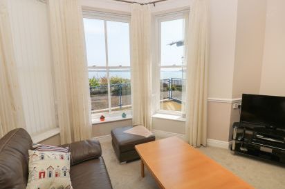 6 South Beach Court 3