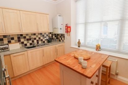 6 South Beach Court 9