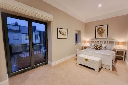 8 Belgrave Apartments 9