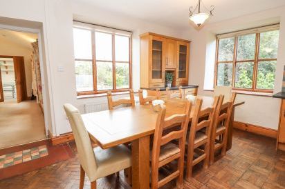 Abbey Cottage 18