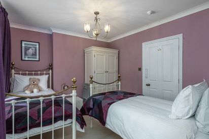 Abbey Lodge 25