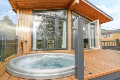 Ash Lodge 2