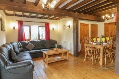 Ash Wooden Lodge 4