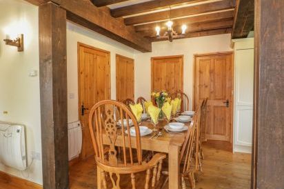 Ash Wooden Lodge 10