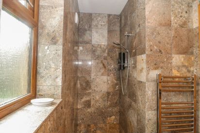 Ash Wooden Lodge 22