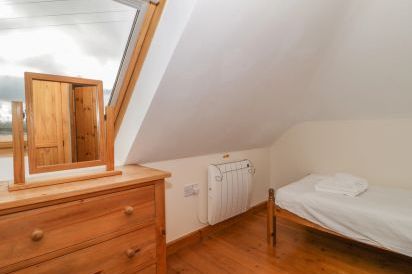 Ash Wooden Lodge 34