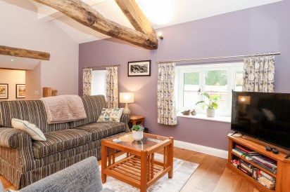 Ashmead Cottage 3
