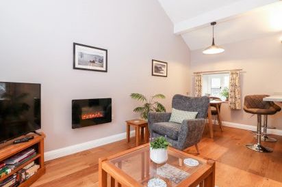 Ashmead Cottage 5