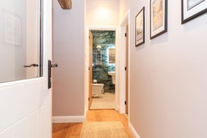 Ashmead Cottage 13