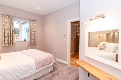 Ashmead Cottage 16