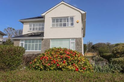 Awelfryn 8