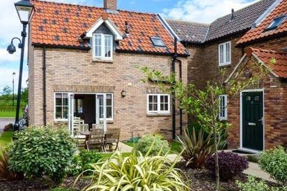 Bay Dream Pet-Friendly Cottage, North York Moors & Coast  17