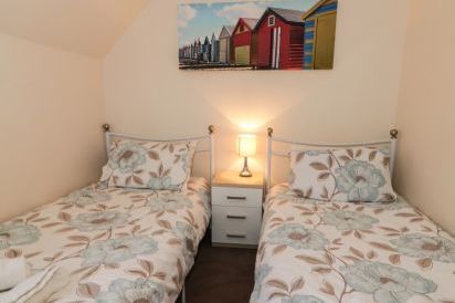 Bay Dream Pet-Friendly Cottage, North York Moors & Coast  14