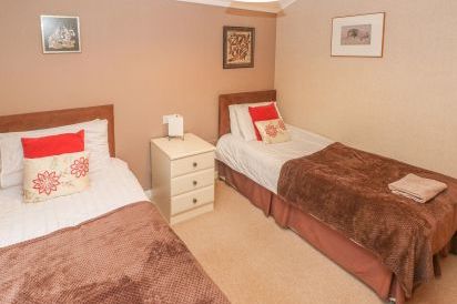 Beeches Holiday Lodge, Wales 16