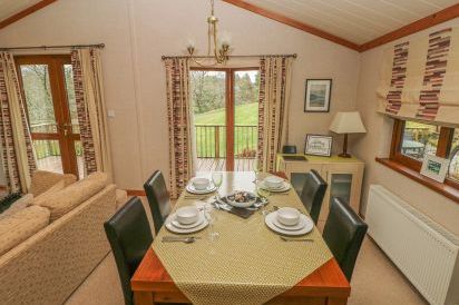 Beeches Holiday Lodge, Wales 10