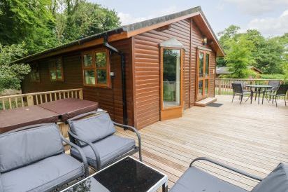 Beeches Holiday Lodge, Wales 2