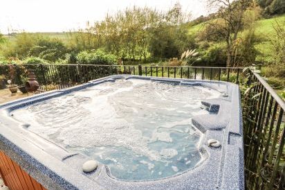 Belvedere Farm 60