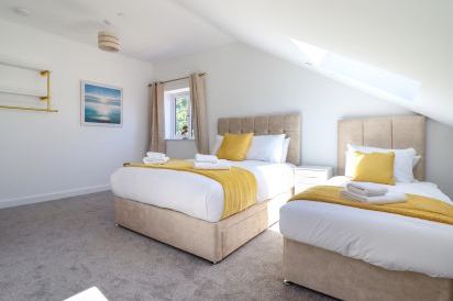 Blackrock Gem 33