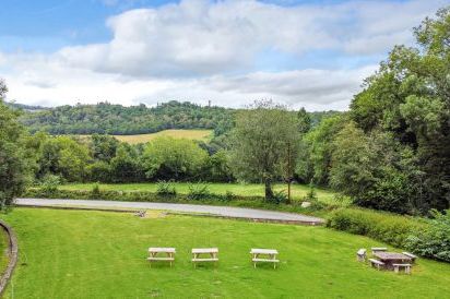 Brookside Manor House 57