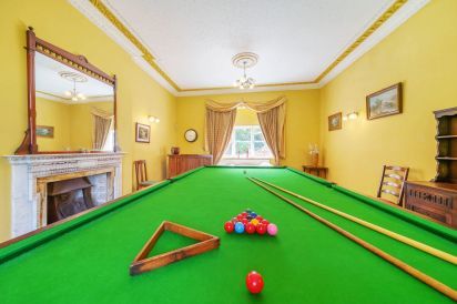 Brookside Manor House 13