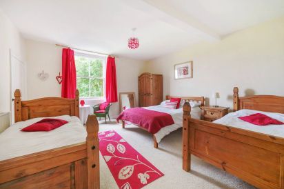 Brookside Manor House 17