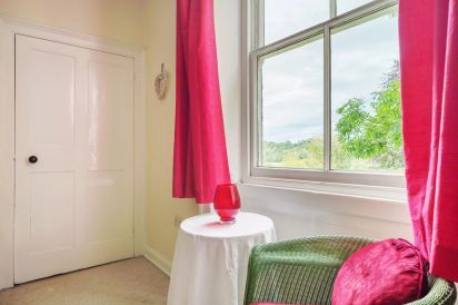 Brookside Manor House 23