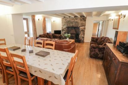 Bryn Dedwydd Farmhouse 5