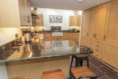 Bryn Derwen Coach House 12