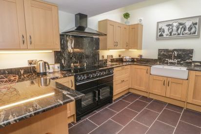 Bryn Derwen Coach House 13