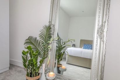 Bryn Min Manton Apartment 12
