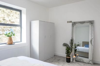 Bryn Min Manton Apartment 13