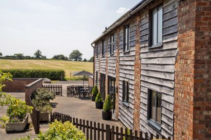 Buttercups & Hayloft Sleeps & Dines 16 with Pool, Sports Court & Play Area 12