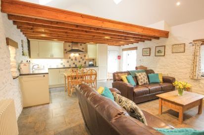 Bwthyn Bach Barn 3