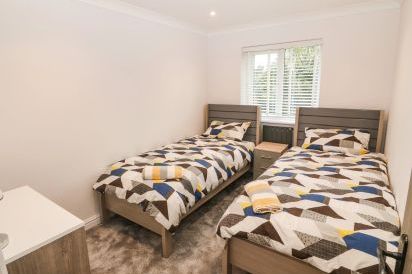 Bwthyn Eirlys (Snowdrop Cottage) 17
