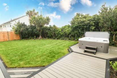 Bwthyn Eirlys (Snowdrop Cottage) 26